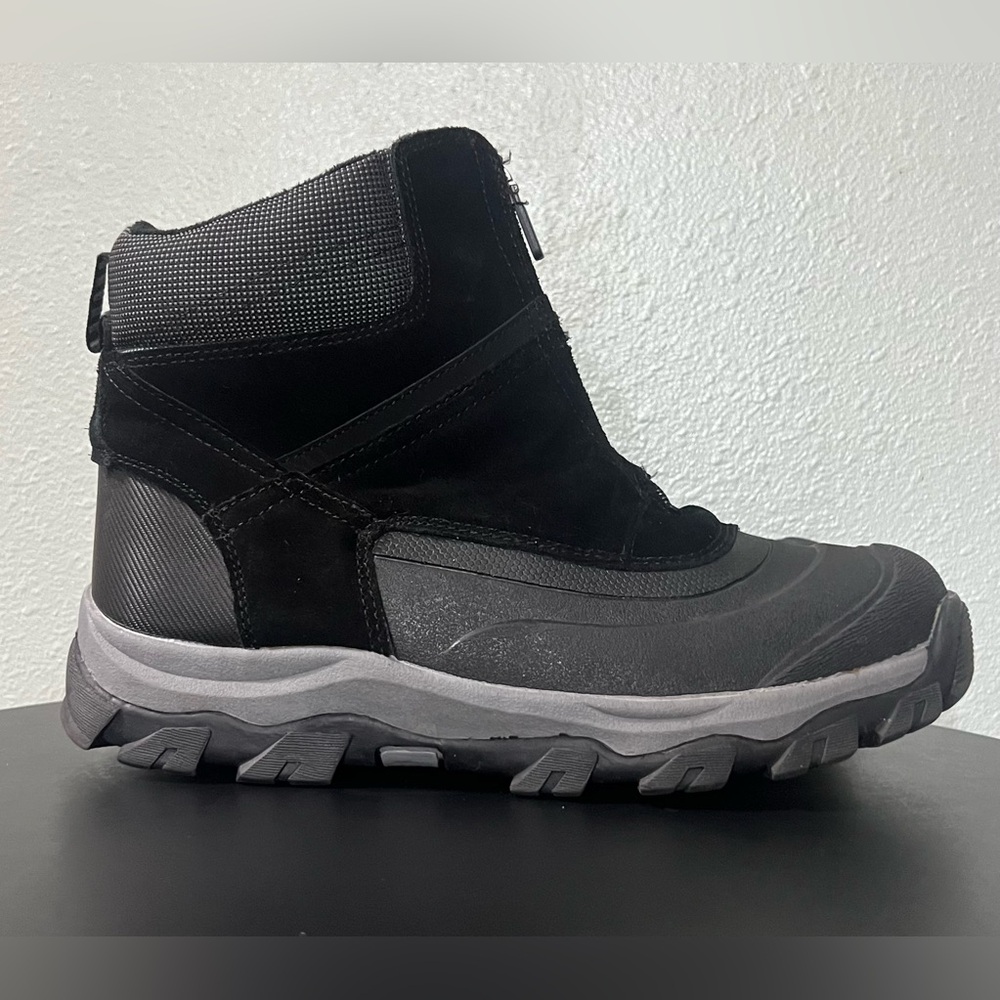 Lands' End Men's Black and Gray Snow Boots